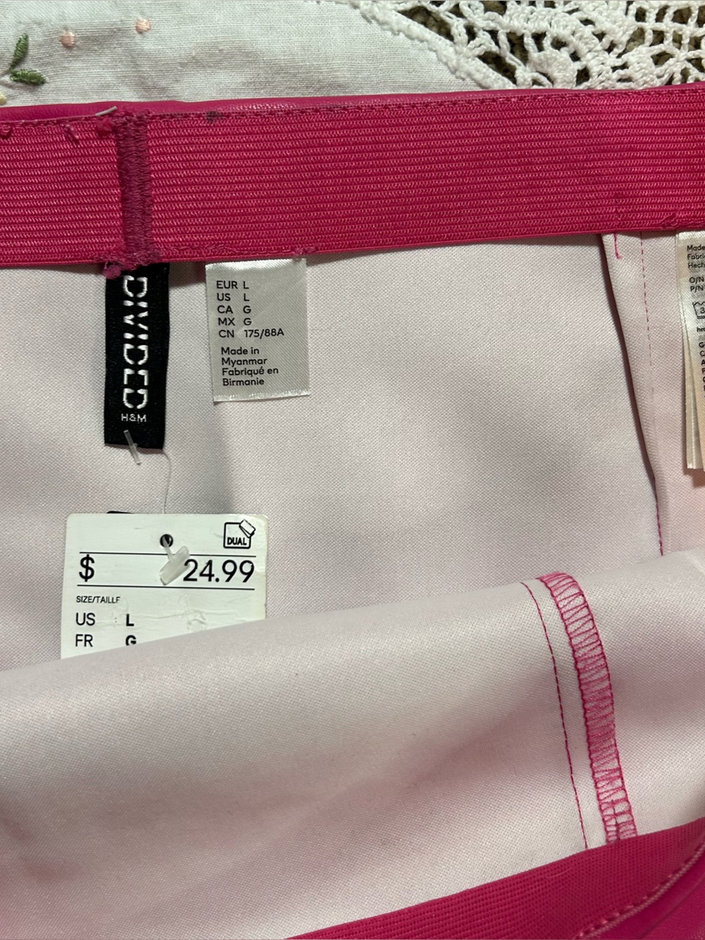 NWT H&M Faux Leather Hot Pink Mini Skirt - Picture 3 of 5